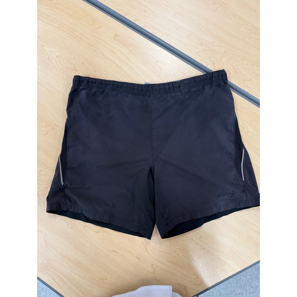 Saucony Black Running Shorts Men’s Size M